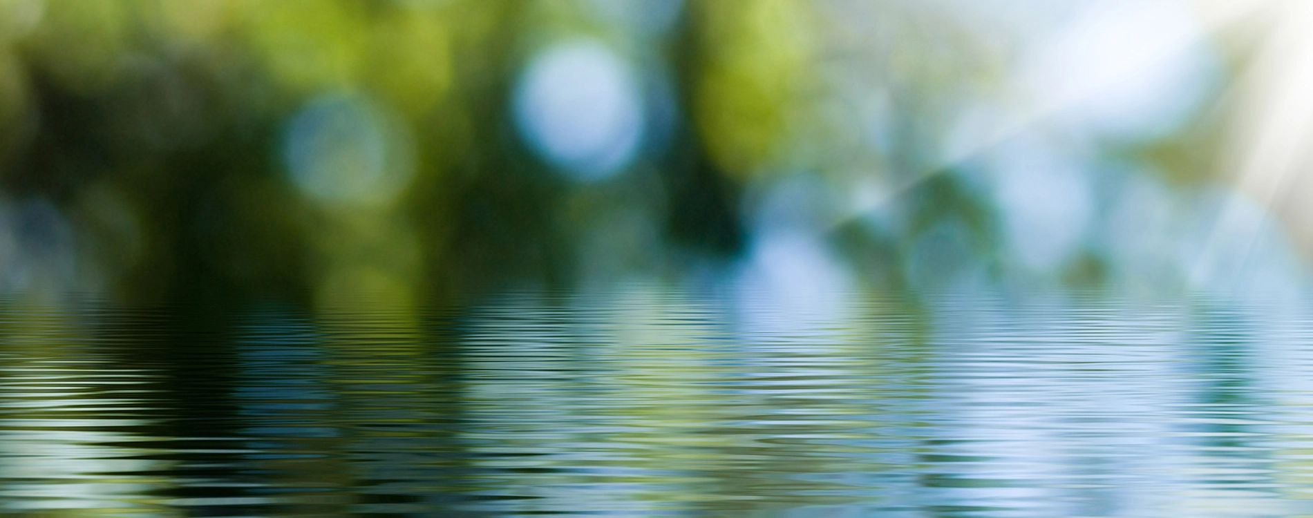 water close up and blurry